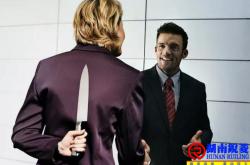 职场上，遇到有这样3个特征的领导，说明他们是小人，尽量远离